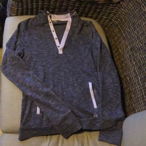 athletic pullover